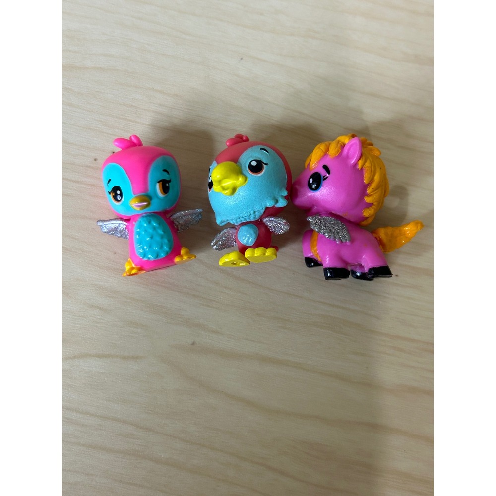 Hatchimals CollEGGtibles Mini Figures Lot 3 Pink & blue birds , pony wth wings